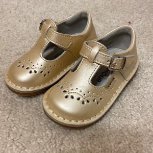 L’Amour leather Mary Jane’s